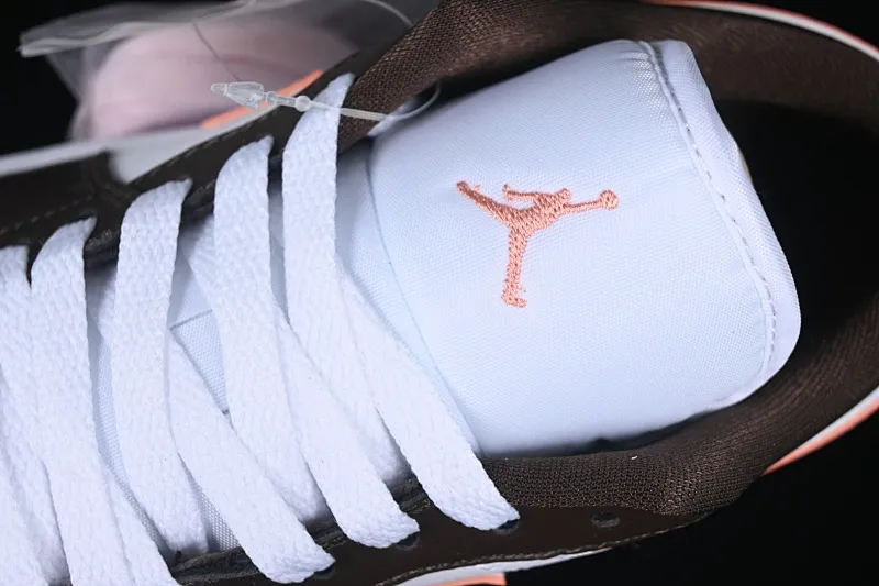 All Categories Air Jordan Jordan Series Basketball Shoes Air Jordan 1 Low Air Jordan 1 Low AJ1 Joe 1 Mocha Pink Low-top Cultural Leisure Sports Shoes DC0774-182